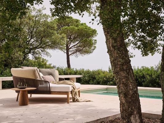 Choosing A Lounger For Your Outdoor Space