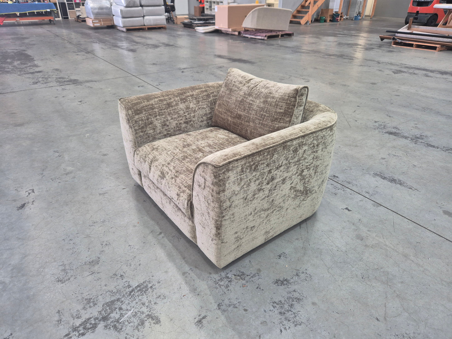 Erskine Lounge Chair in Basalt Lichen