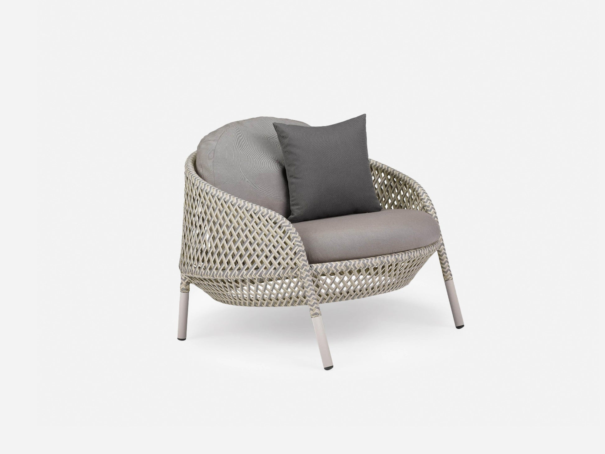 AHNDA Lounge Chair - Outdoor Furniture