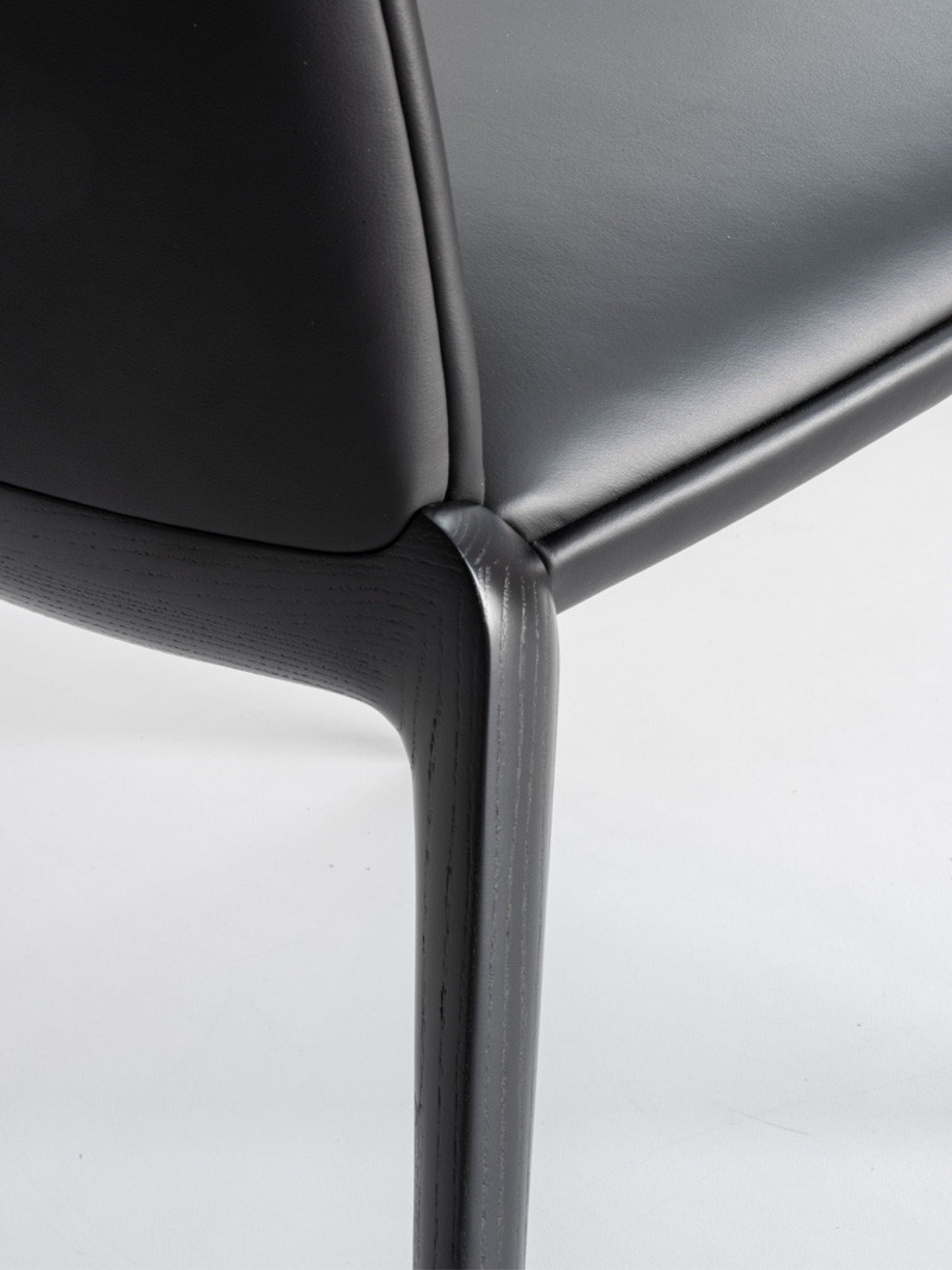 Hiru Barstool Indoor Furniture Potocco