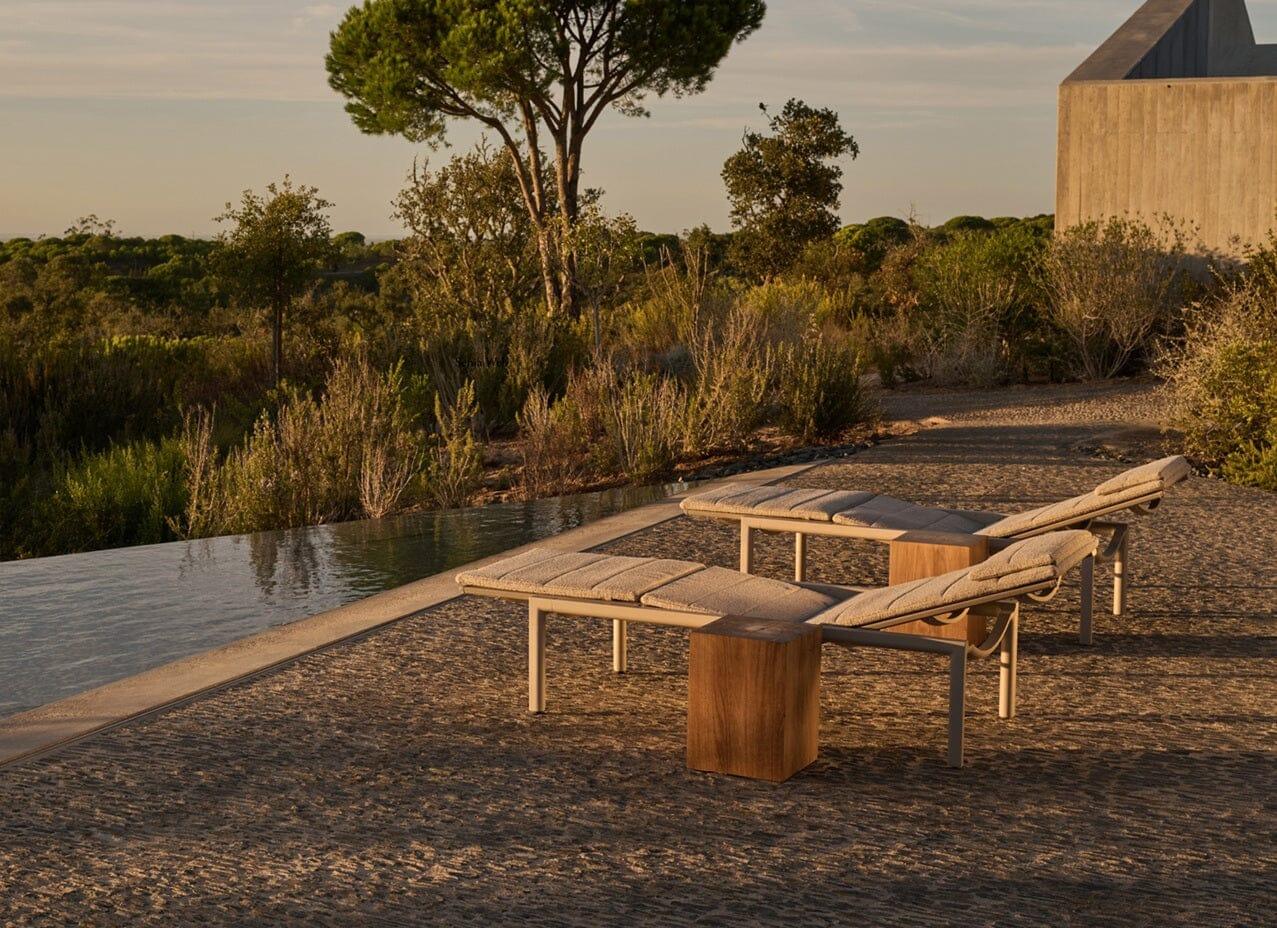 Illum Lounger Outdoor Furniture Tribu