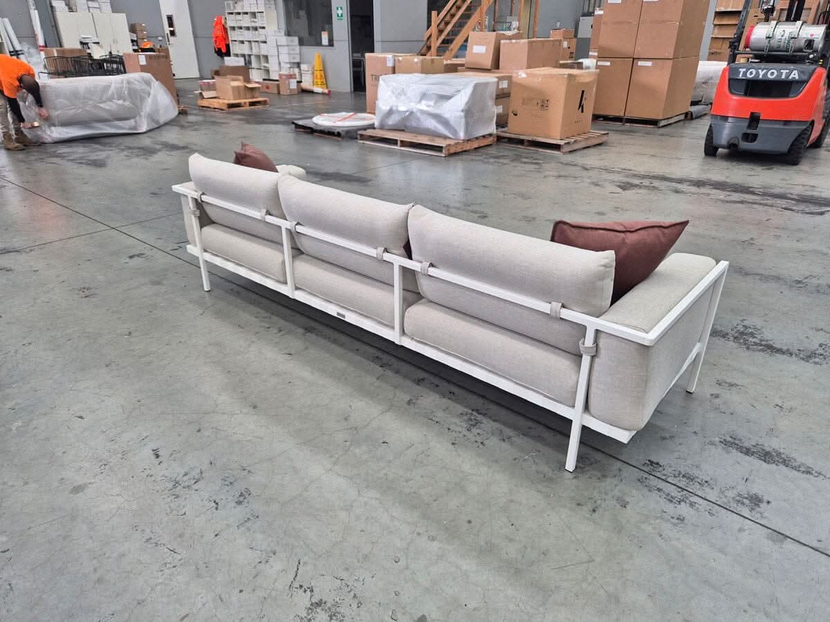 Natal Alu 3-Seater Sofa in White Outdoor Furniture Tribu