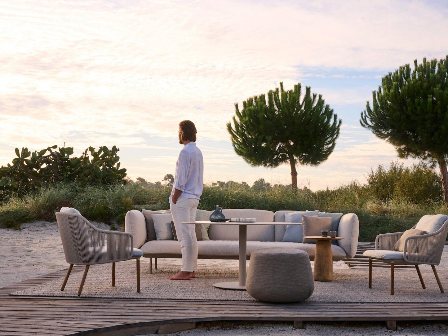 Senja Lounge Chair - Outdoor Furniture