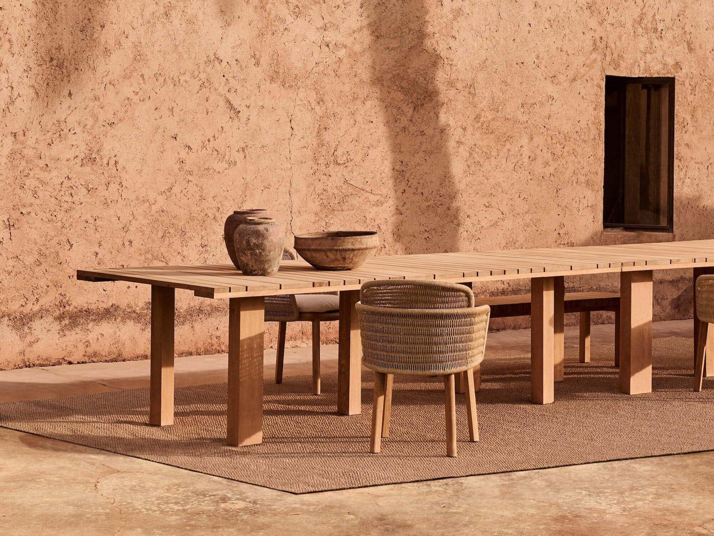 Suro Dining Table - Outdoor Furniture