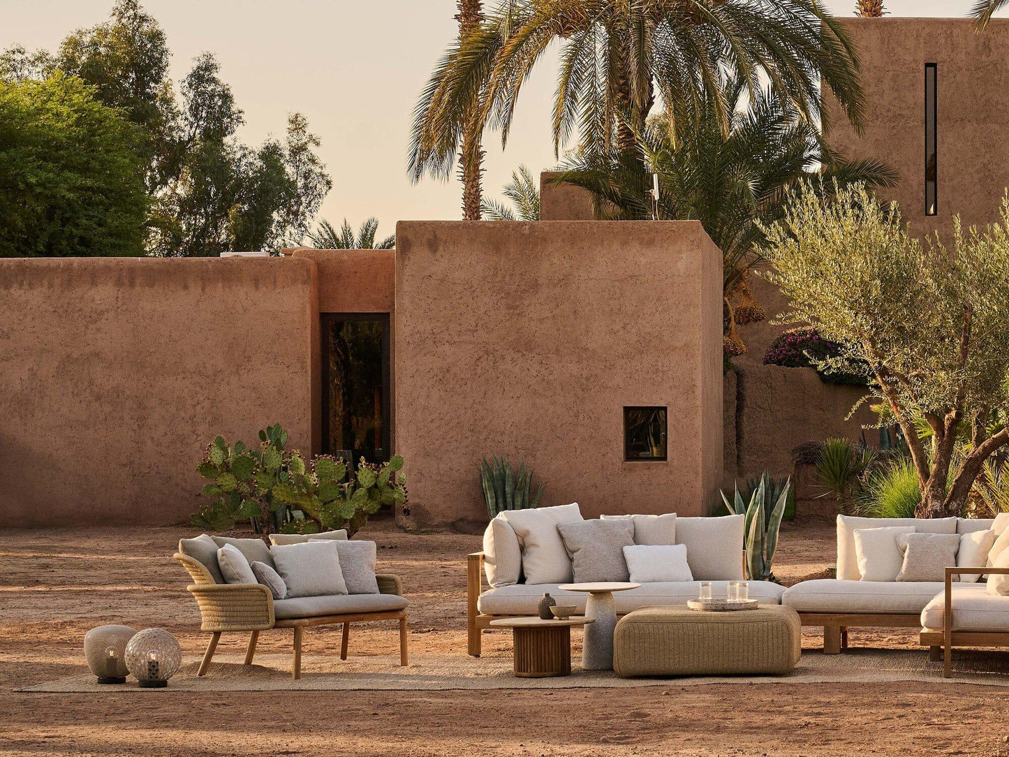 Suro Sofa - Outdoor Furniture