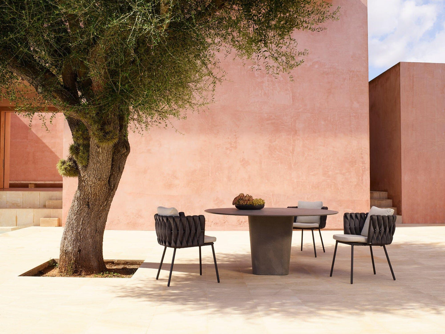 Tosca Armchair - Outdoor Furniture