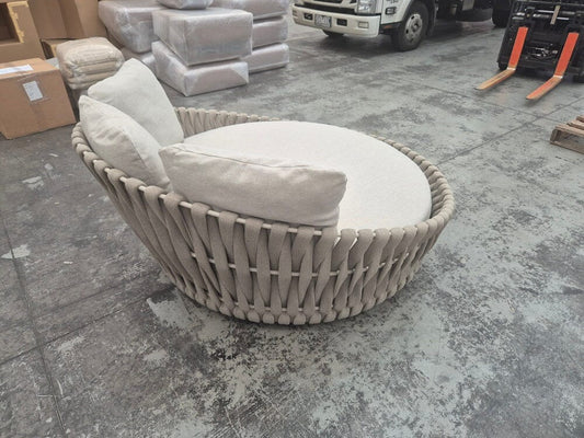 Tosca Daybed in Linen