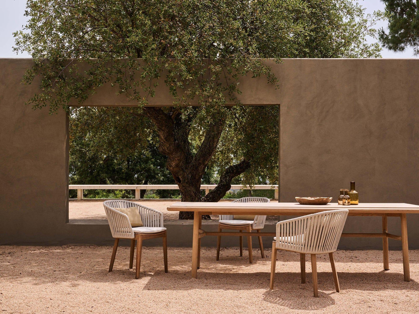 Ukiyo Dining Table - Outdoor Furniture