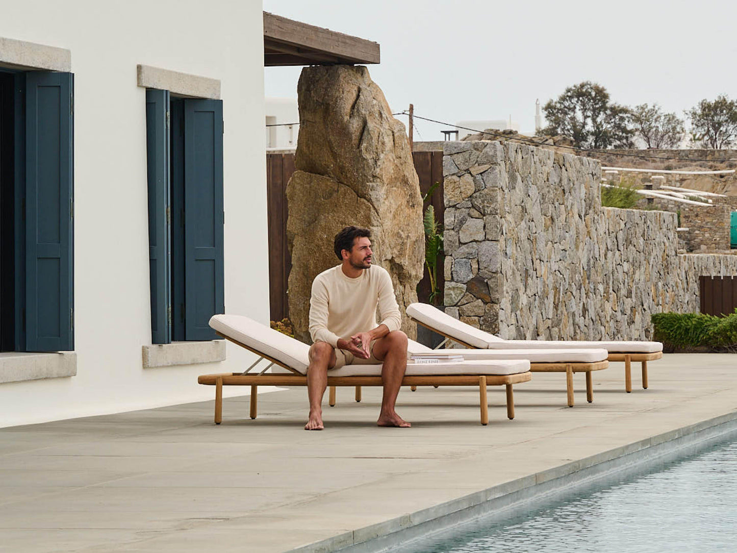 Ukiyo Lounger - Outdoor Furniture