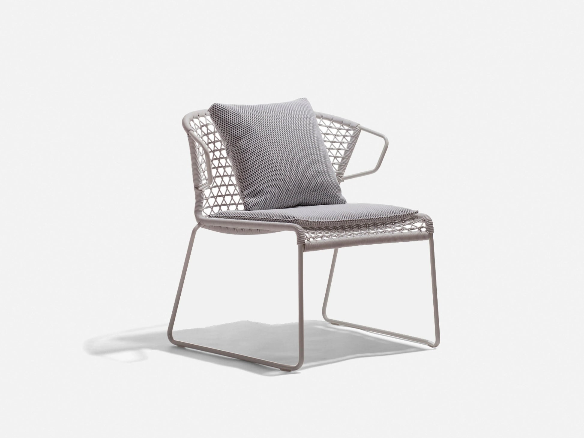 Vela Lounge Armchair - Outdoor Furniture