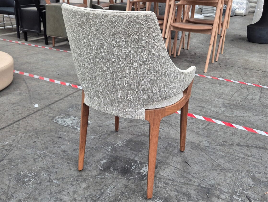 Velis Chairs with Celine Upholstery (6) Indoor Furniture Potocco