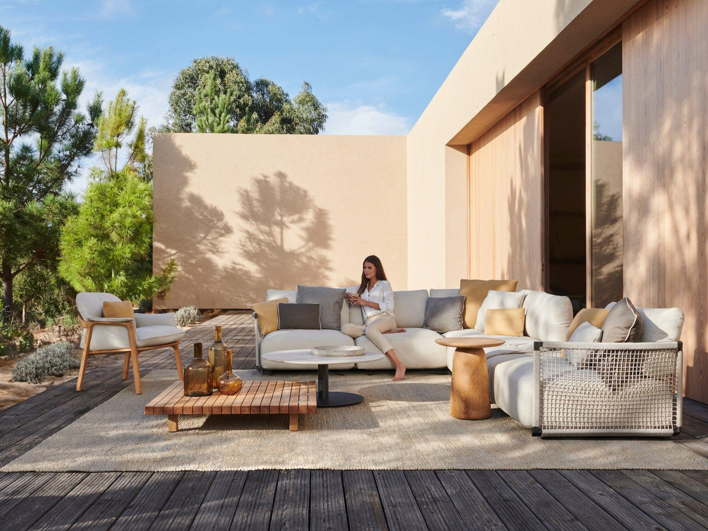 Vis a Vis Coffee Table - Outdoor Furniture