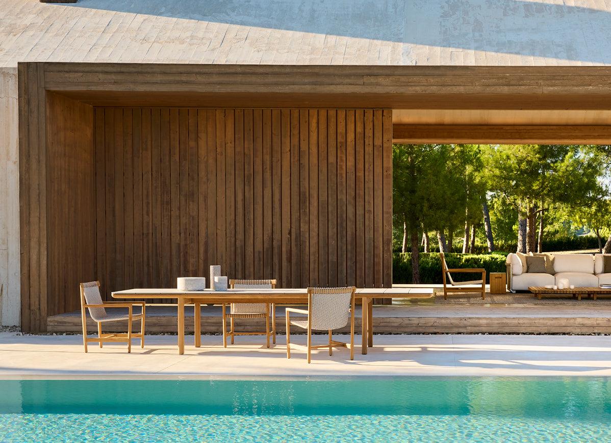 Amanu Table - Outdoor Furniture