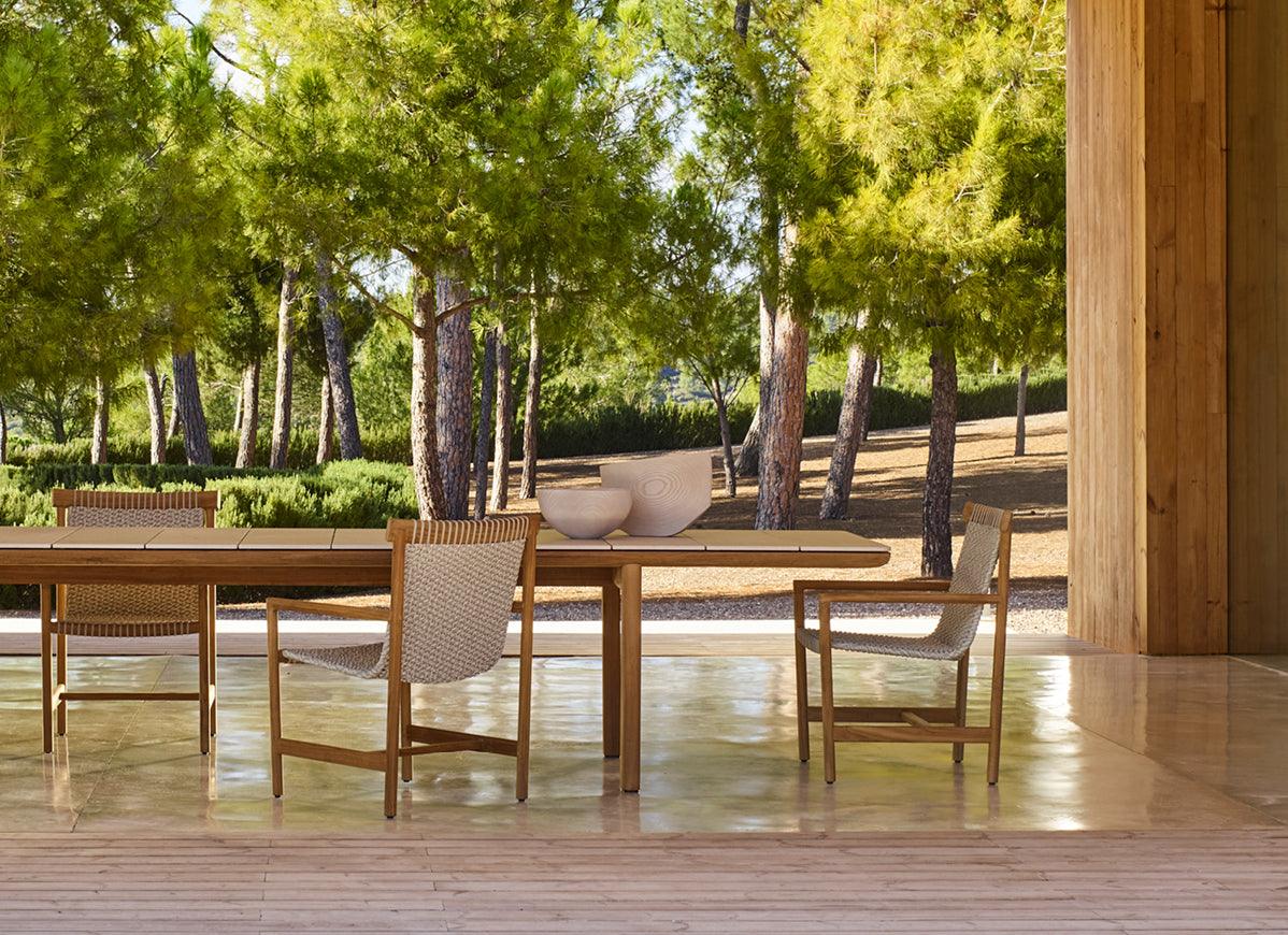 Amanu Table - Outdoor Furniture