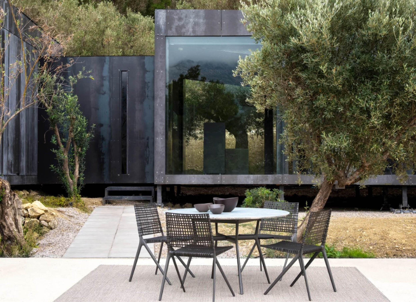 Branch 125cm Round Tables - Outdoor Furniture