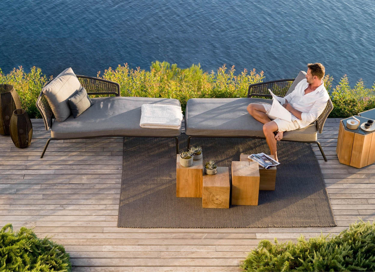 Contour Meridienne - Outdoor Furniture