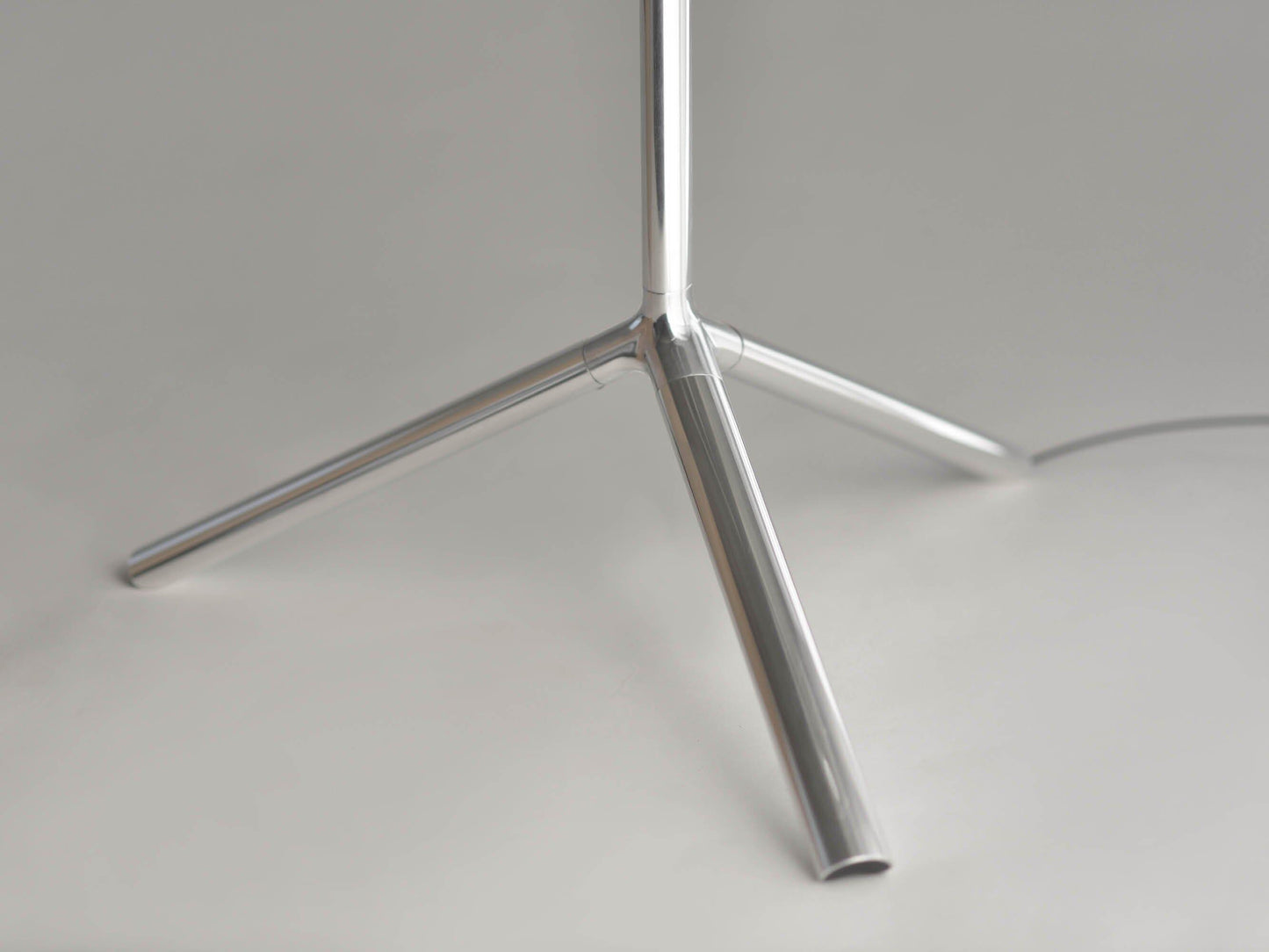 Hangman - Indoor Lighting