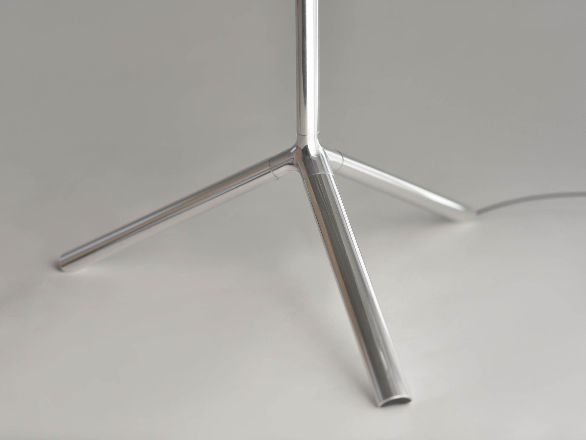 Hangman - Indoor Lighting