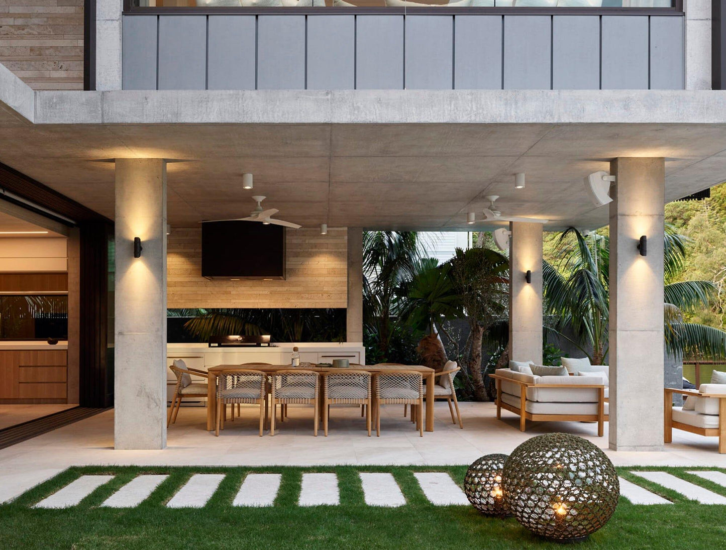 Monsieur Tricot Lighting - Outdoor Furniture