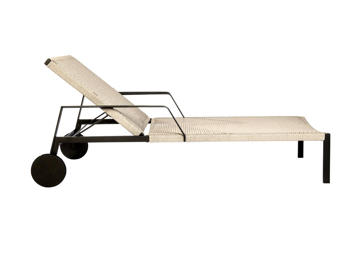 Nodi Lounger - Outdoor Furniture