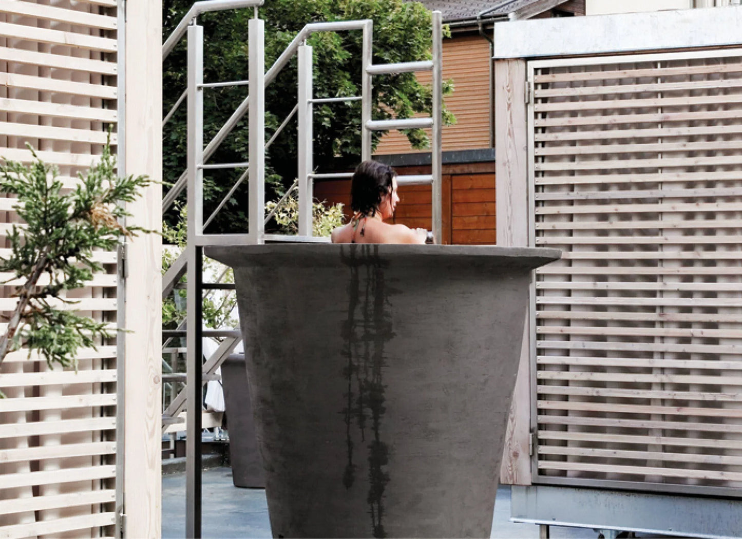 RR - Outdoor Furniture