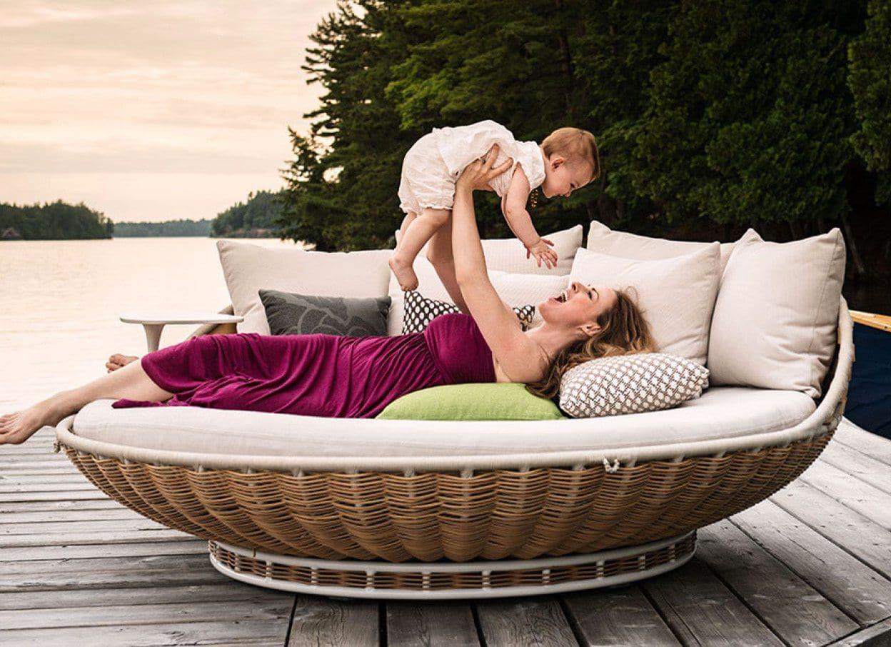 SWINGREST Standing Lounger - Outdoor Furniture