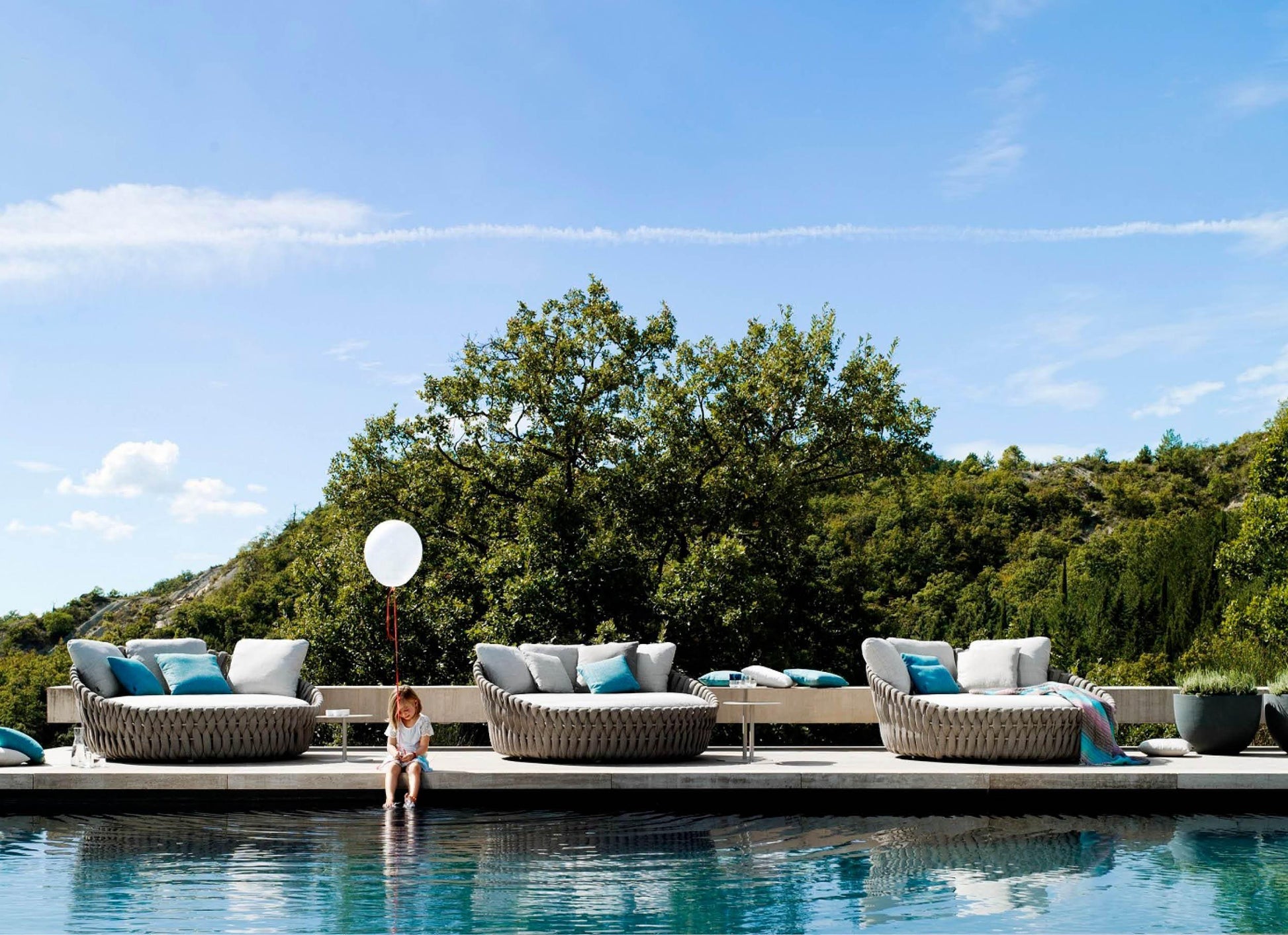 Tosca Daybed - Outdoor Furniture