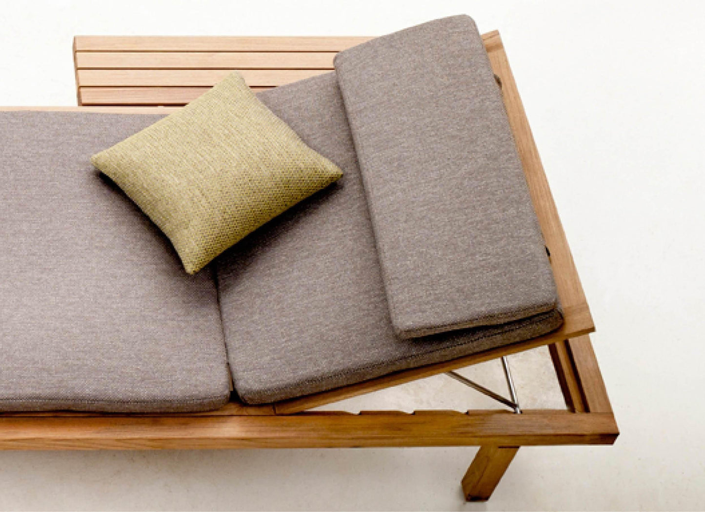 Vis a Vis Lounger - Outdoor Furniture
