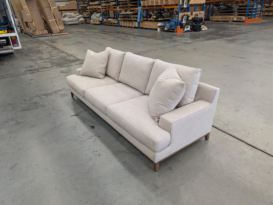 Belle Sofa in Terrassa Muse