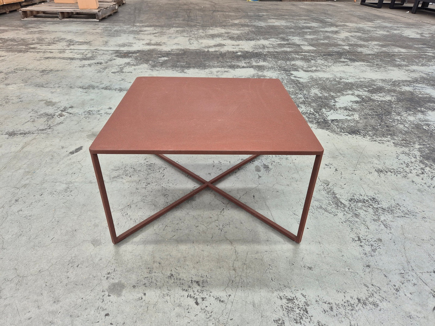 Natal Alu X Coffee Table in Burgundy