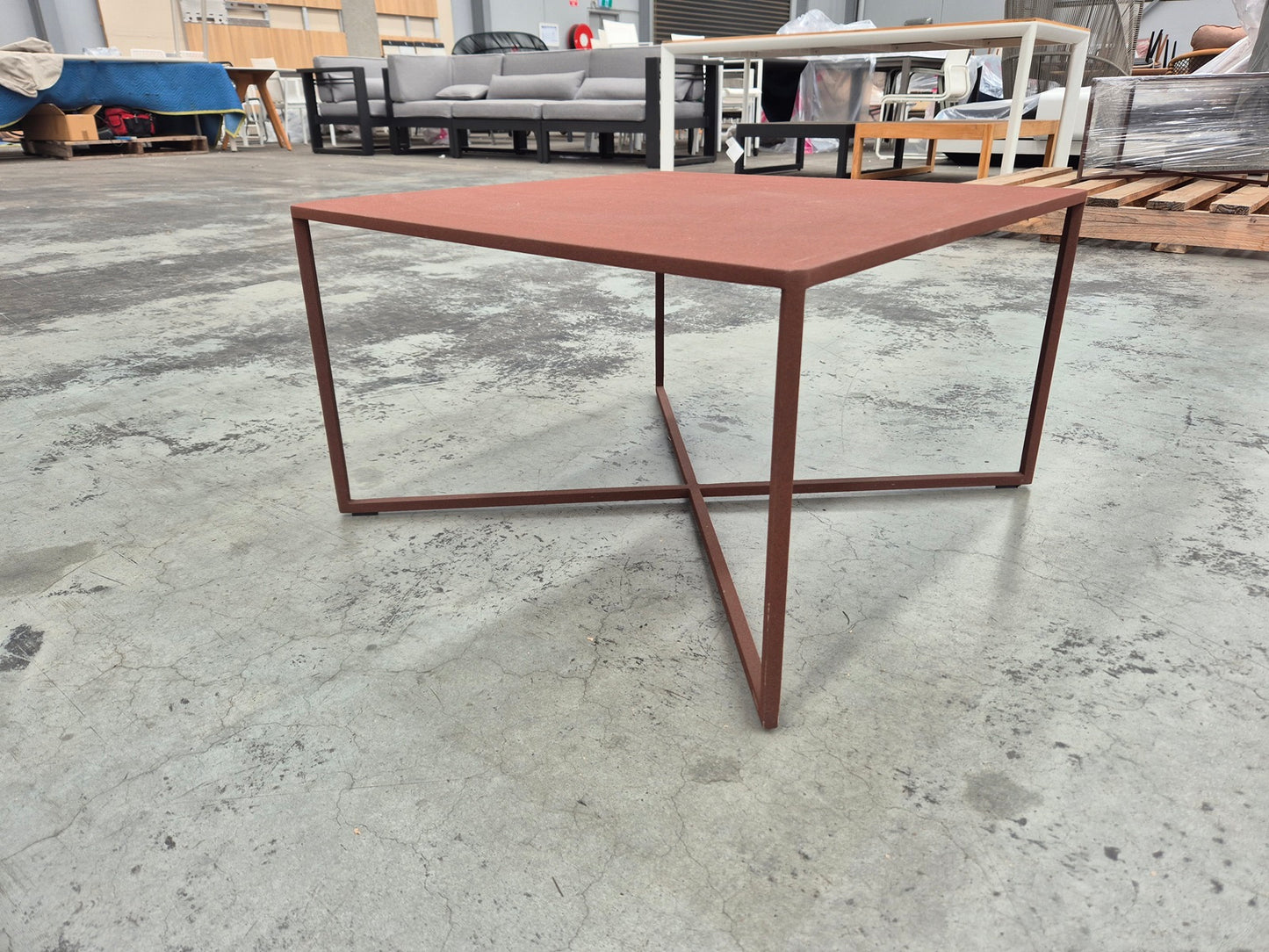 Natal Alu X Coffee Table in Burgundy