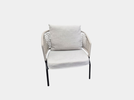 Contour Lounge Chair in Wenge Linen