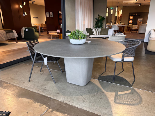 Tao Dining Table