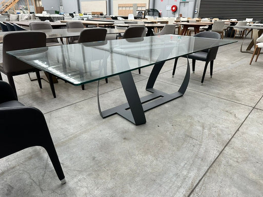 Bon Bon Dining Table 250 x 110cm Indoor Furniture Potocco 