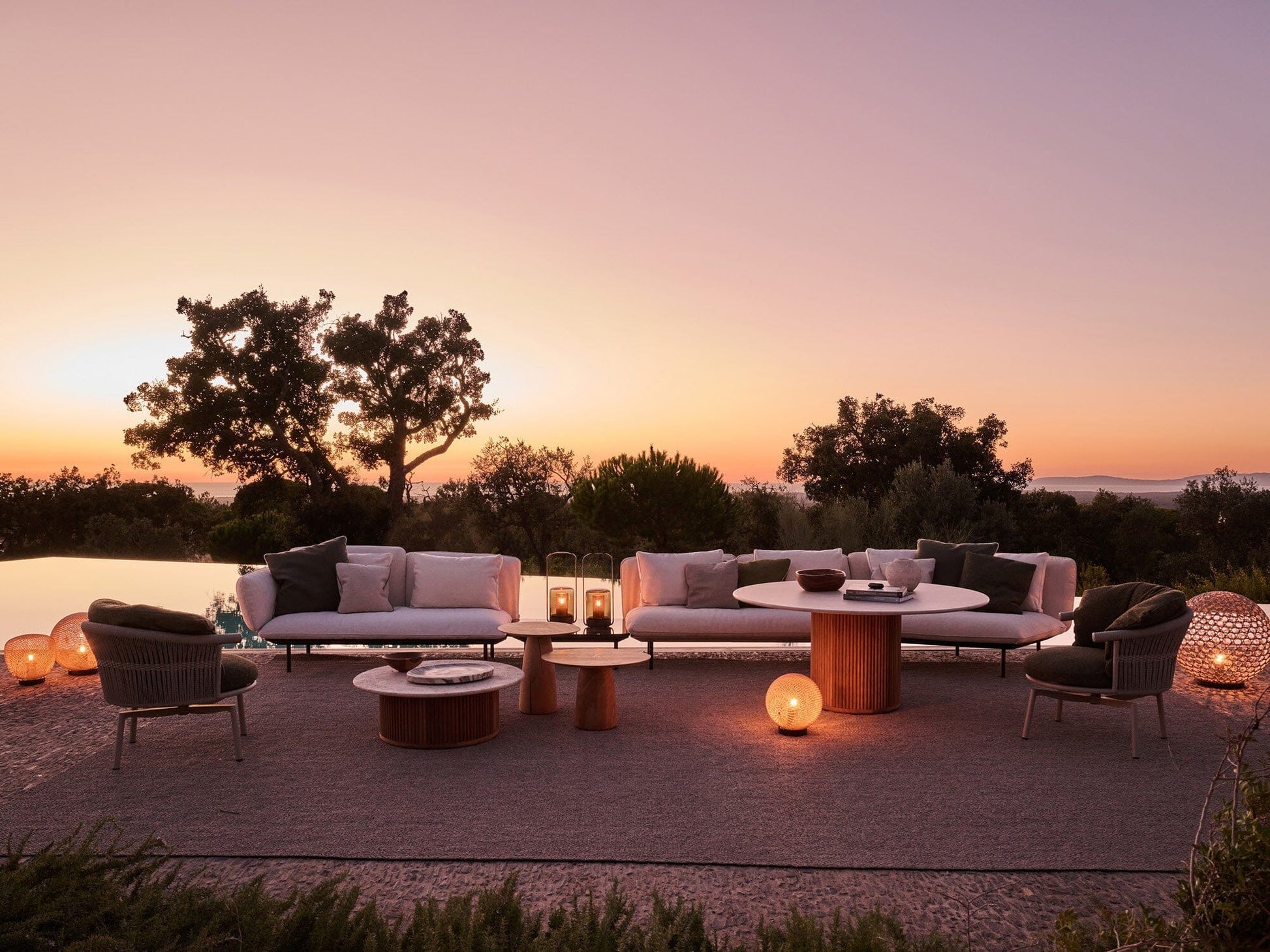 CESTA Swivel Lounge Chair Outdoor Furniture Tribu 