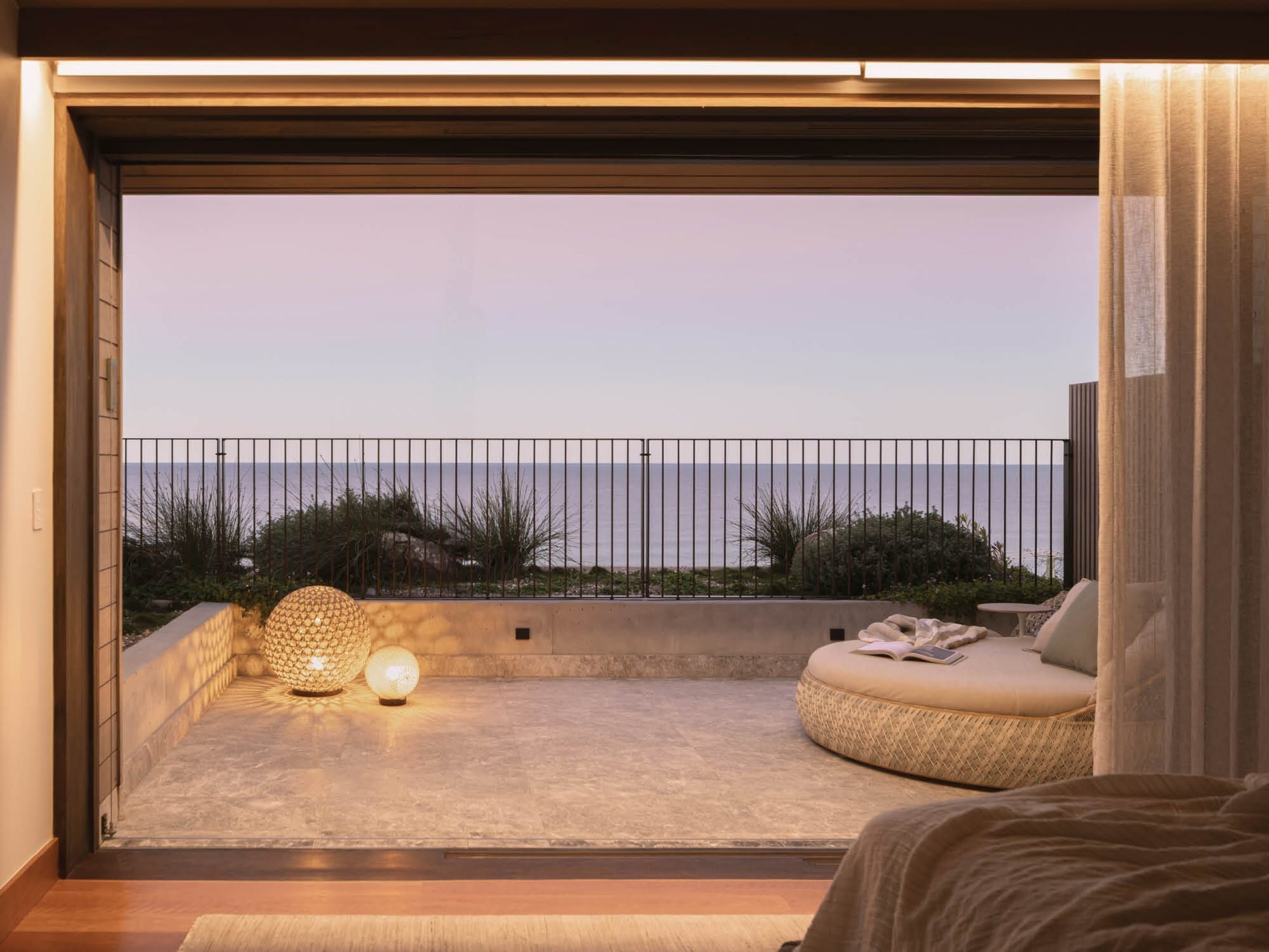 DALA Loveseat Outdoor Furniture DEDON 
