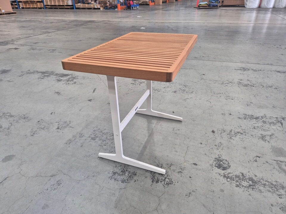 Grid Side Table in White Outdoor Furniture Gloster 