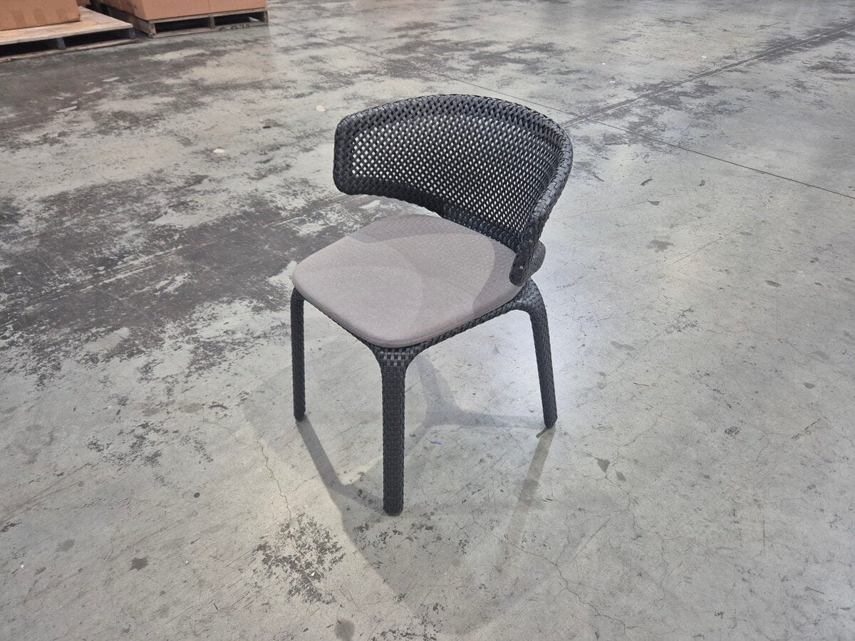 SEASHELL Armchairs in Carbon (3) Outdoor Furniture DEDON 