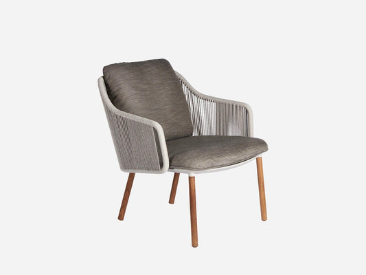 Senja Lounge Chair - Outdoor Furniture