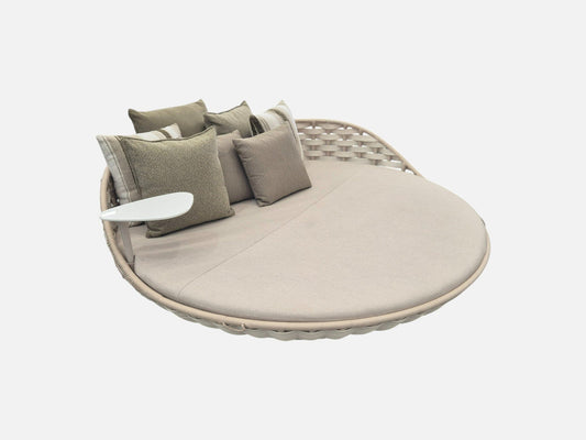 SWINGREST Standing Lounger in Chalk Incl. Deco Cushions Outdoor Furniture DEDON 