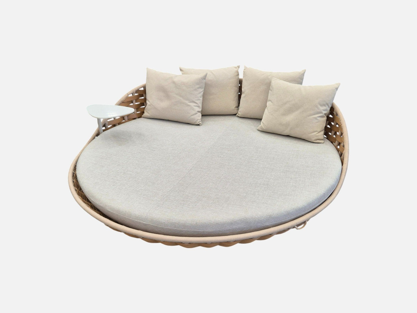 SWINGREST Standing Lounger in Natural Outdoor Furniture DEDON 