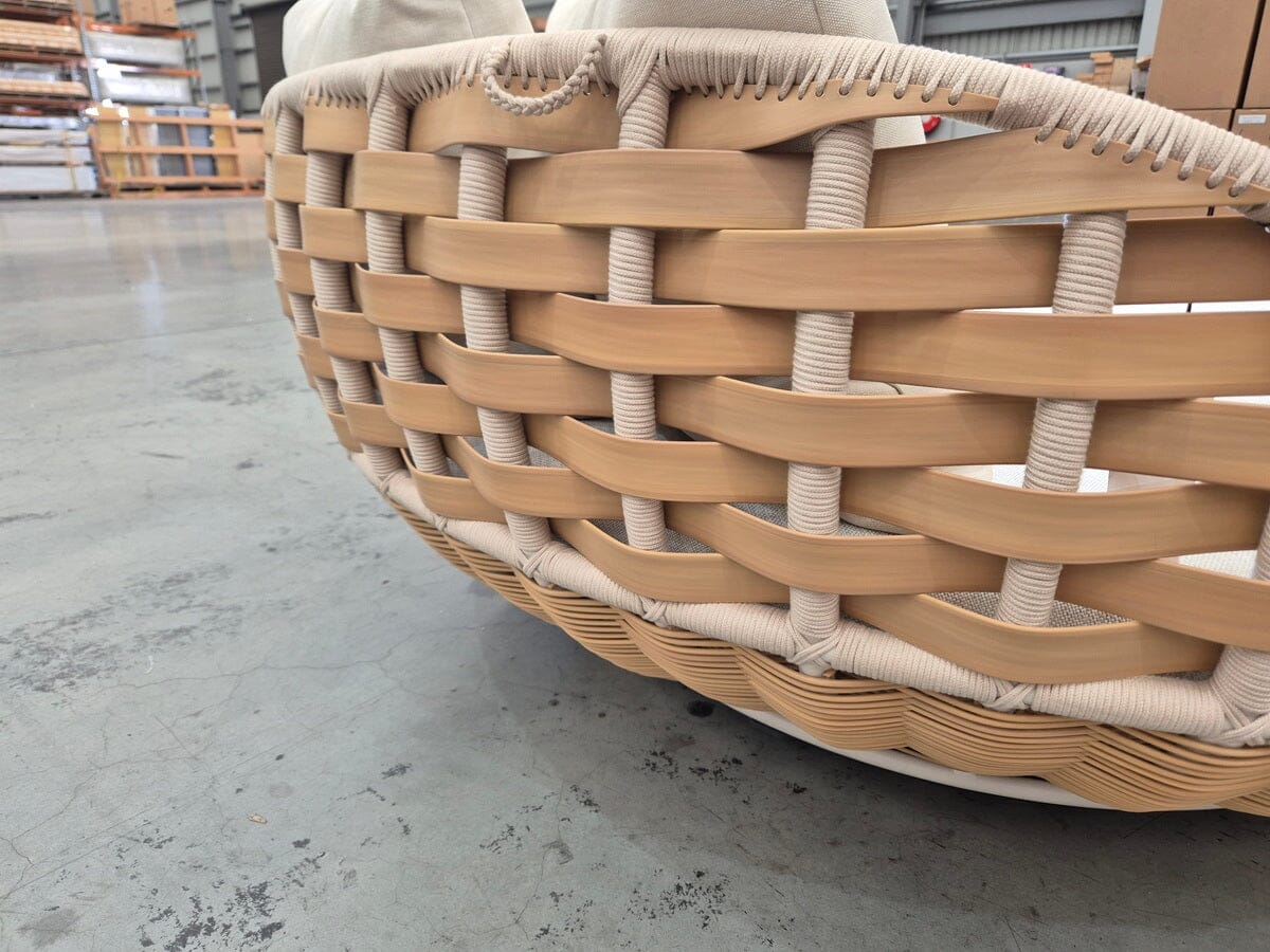 SWINGREST Standing Lounger in Natural Outdoor Furniture DEDON 