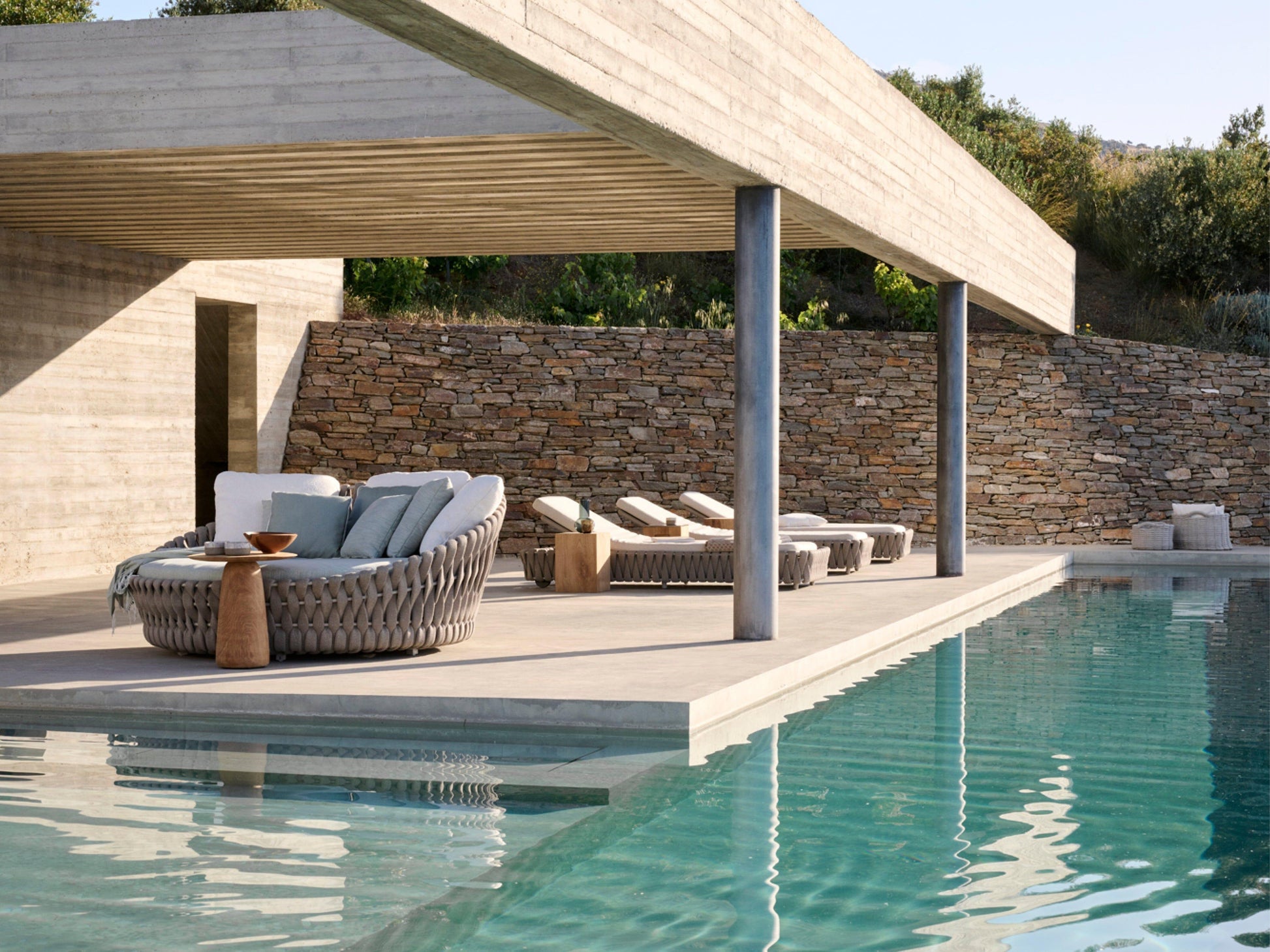 Tosca Daybed - Outdoor Furniture