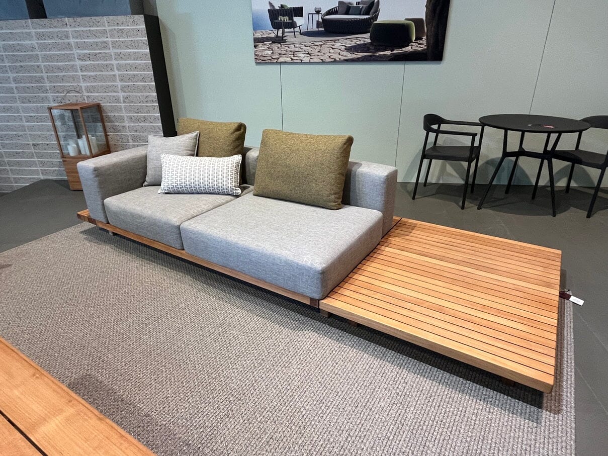 Vis a Vis Sofa in Knit Colorado Outdoor Furniture Tribu 