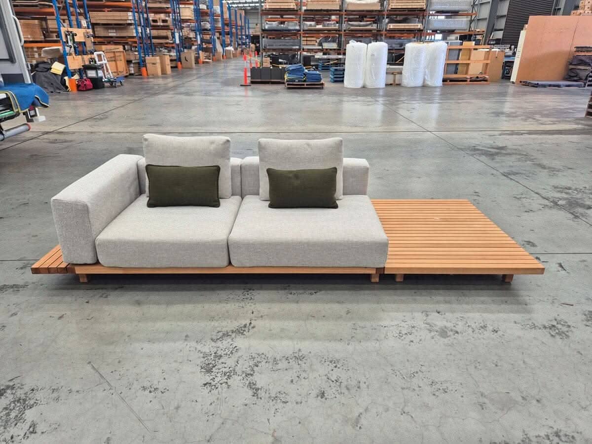 Vis a Vis Sofa in Knit Silverstone Outdoor Furniture Tribu 