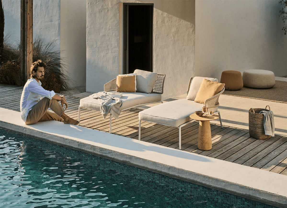 Contour Meridienne - Outdoor Furniture
