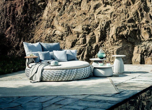 DALA Loveseat