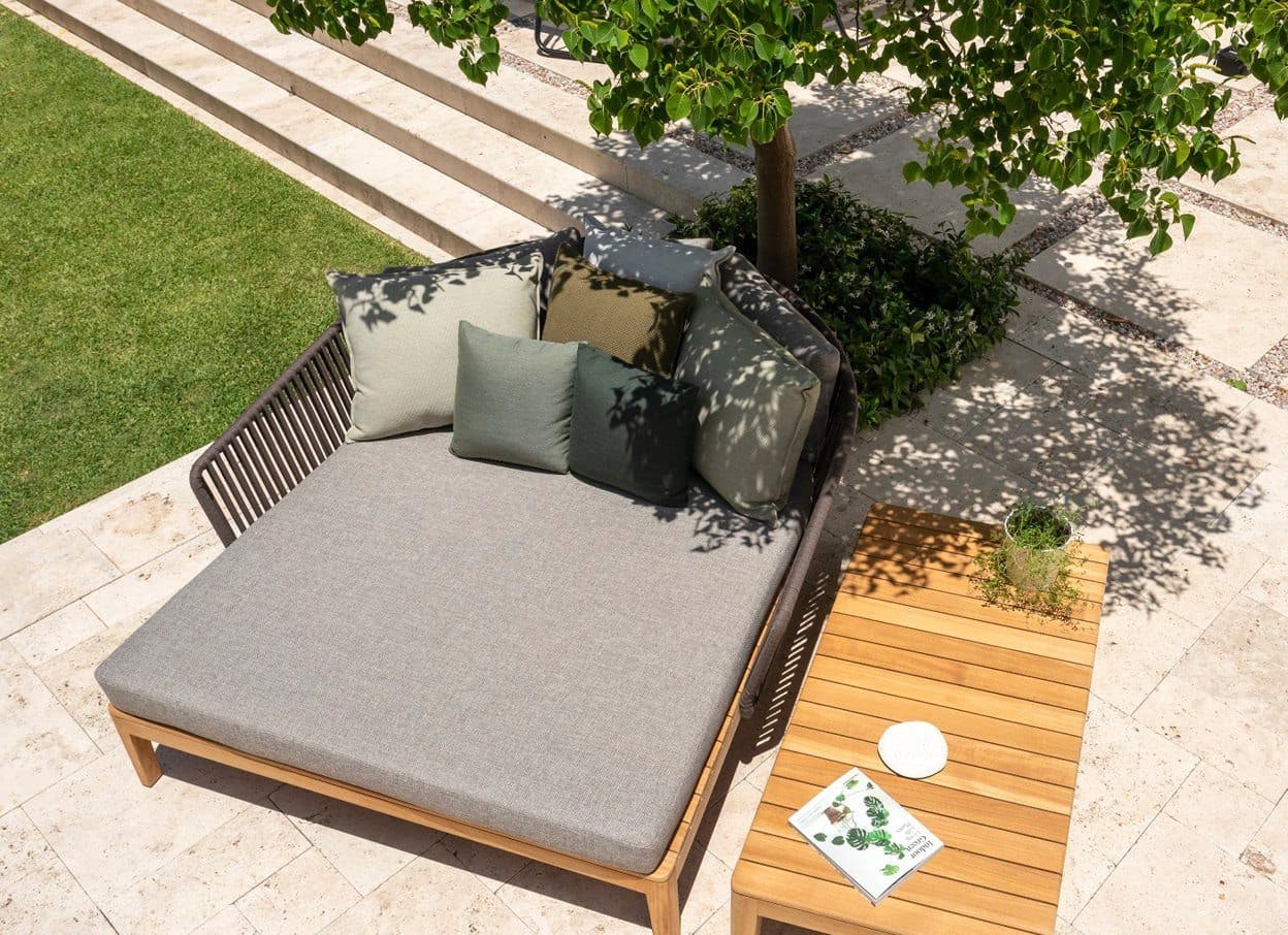 Mood Daybed Outdoor Furniture Tribu 